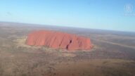 澳大利亚巨石攀登禁令前夕 引人潮