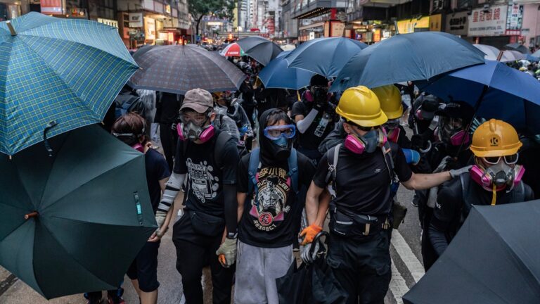 各地聲援港人 反對港府《禁蒙面法》