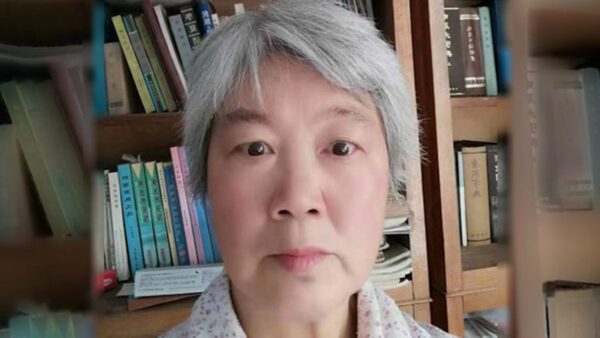 退休女教授轉港示威圖片 被脫光衣服拘留