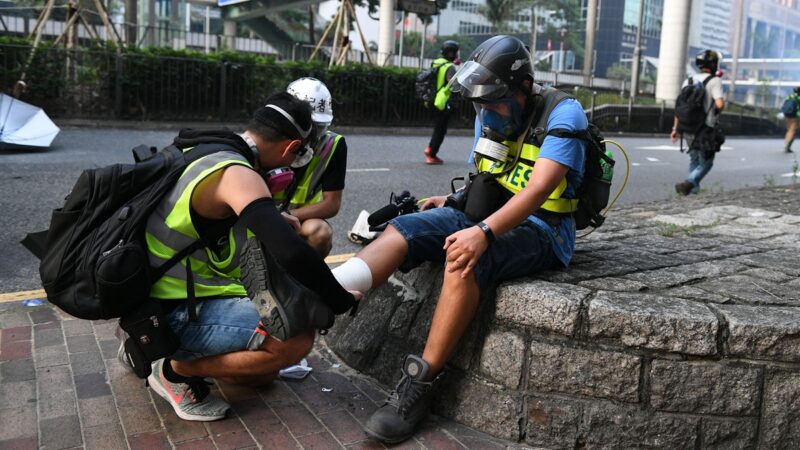 探密：香港示威者的“地下诊疗室”