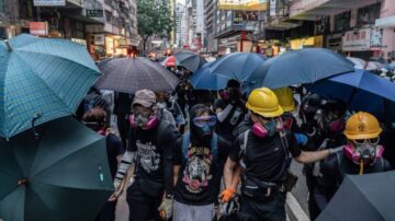 【今日点击】用港英镇暴法律打“反送中”香港“紧急法”从哪里来？