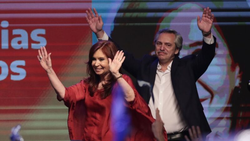 阿根廷总统大选 反对党候选人艾柏托笃定当选