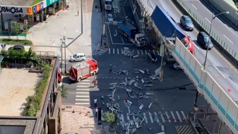 台64線貨櫃車撞護欄 駕駛當場身亡