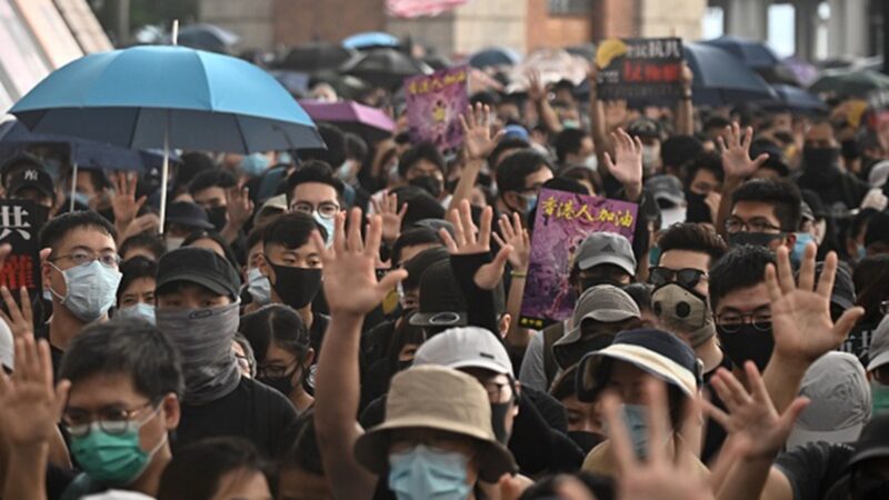 美议员：林郑想秘密会晤被拒 她恐惧香港示威者