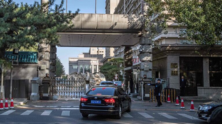 四中全會防政變？傳與會官員遭變相軟禁