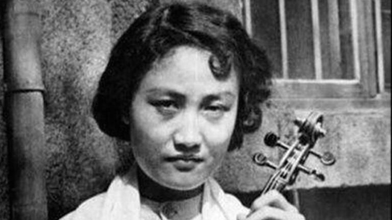 陳維健：篡政七十年 北京石破天驚讚美反毛美女