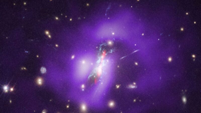 史上首次 科学家证实黑洞深处诞生大量恒星