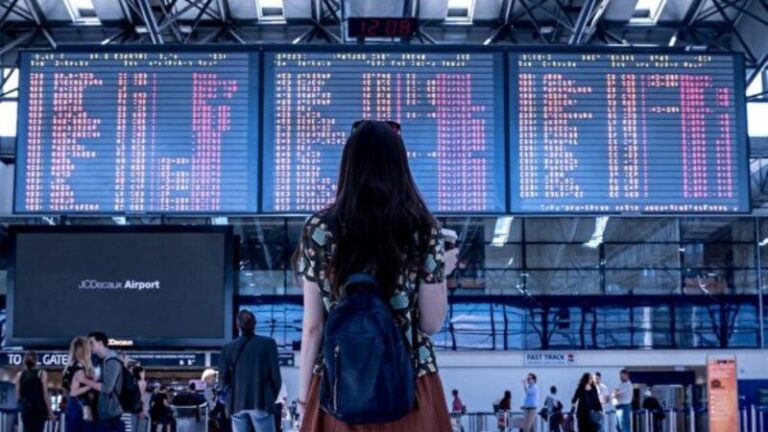 攜帶手機和筆記本電腦旅行 四個錯誤不要犯