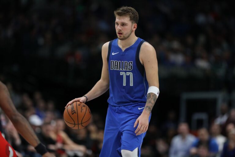 NBA唐西奇連續大三元 締造最年輕新紀錄