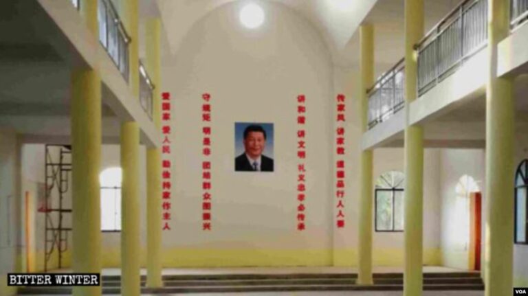 奇葩！江西天主教堂掛習近平像 取代聖母像