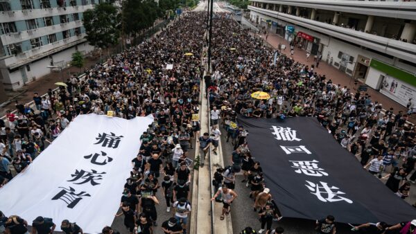 美媒：香港勢必爆發另一場更大抗爭
