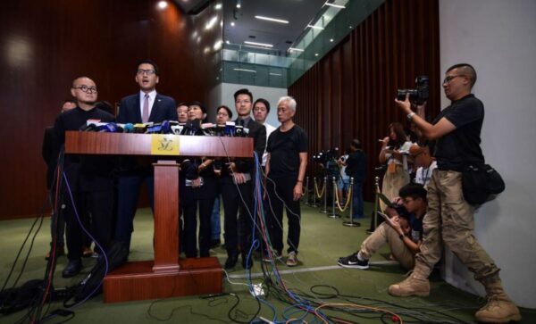香港「史上最重要」區選逼近 民主派:反送中變相公投