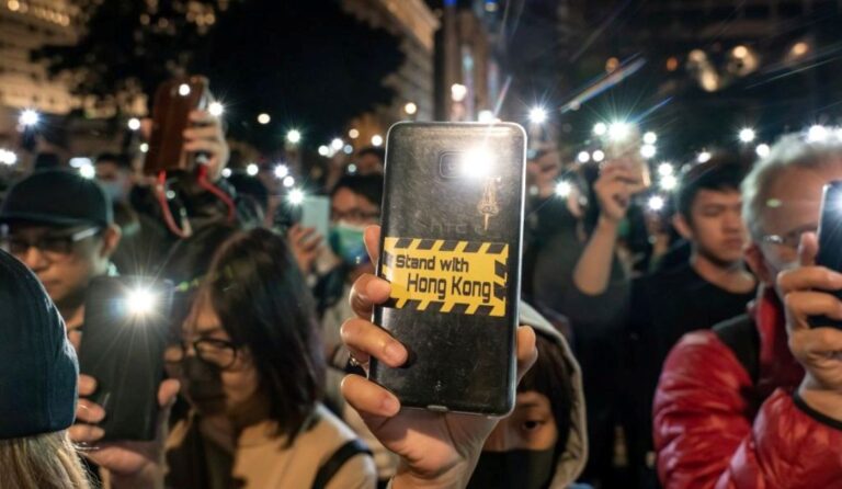 六四歷史重演？台知名作家倡黃雀行動救港生