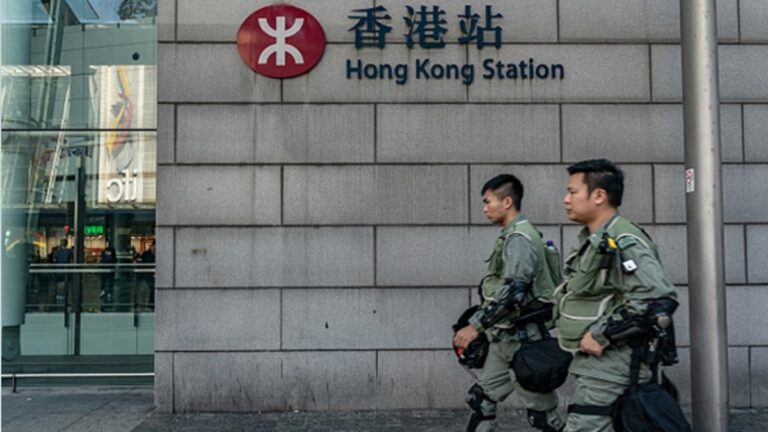 香港局勢詭異 中港間20班列車停駛