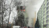 斯洛伐克12层大楼气爆 大火延烧至少5死数十伤