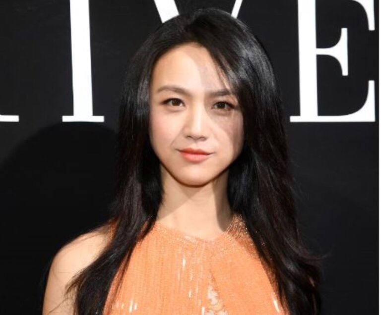 湯唯面對鏡頭灑淚 揭開女星不為人知的尷尬