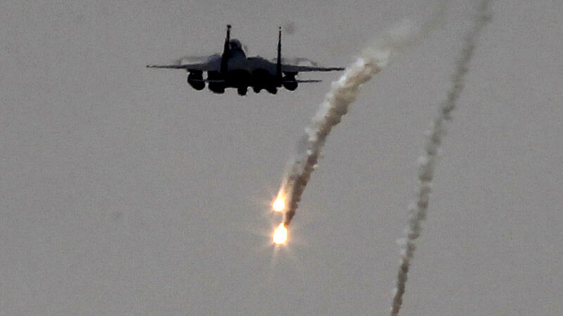 伊拉克基地遭攻击 美军锁定“真主党旅”空袭回撃
