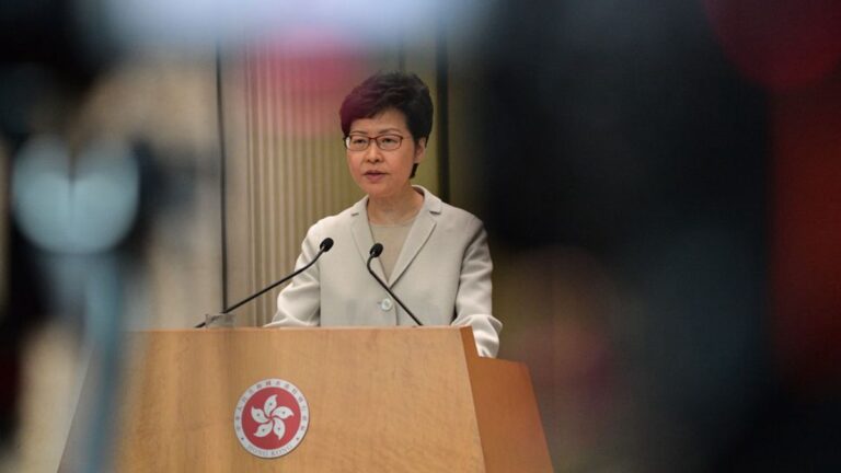 王友群：林鄭月娥可知你「錯」在哪？