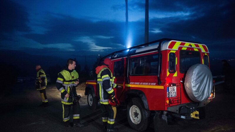 猛烈雨勢釀災 法國救援直升機墜毀3人罹難