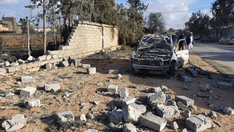 利比亚菜市场遭炸弹攻撃 平民4死6伤