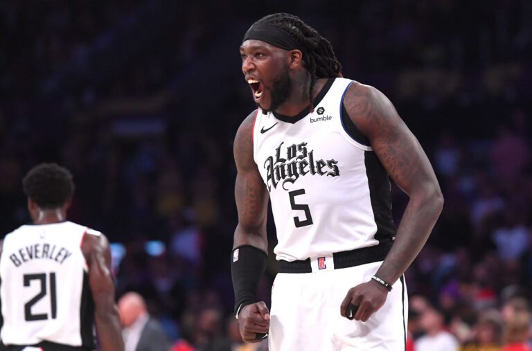 NBA快船三將得分破30 驚險撞翻尼克斯