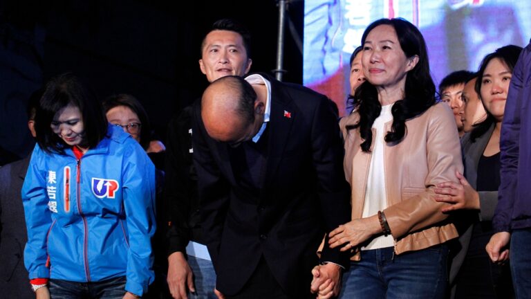 韓國瑜爽約中外記者 跑去吃火鍋各界譁然