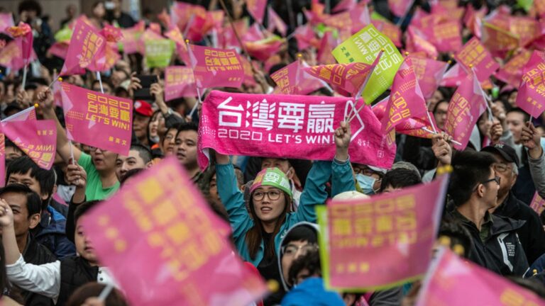 前國軍高官：港人打中共右臉 台灣再狠打左臉