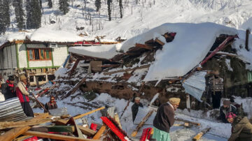 克什米爾大雪崩釀逾百死 天候嚴峻搜救難