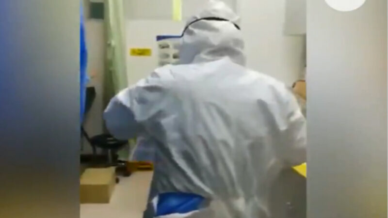 武汉医生：当局发劣质防护服 一穿就破(视频)
