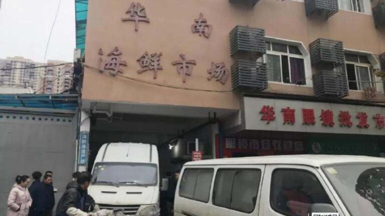 武漢官方自打臉 宣布「不明肺炎」增至44例
