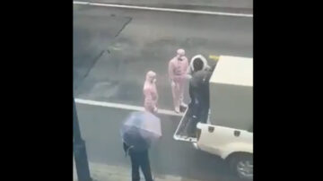 鐵箱子運送病患 傳出女子悽厲慘叫(視頻)
