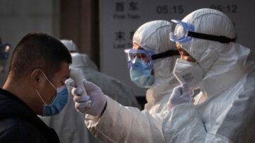 新冠肺炎疫情堪憂 CDC警告進入戒備狀態