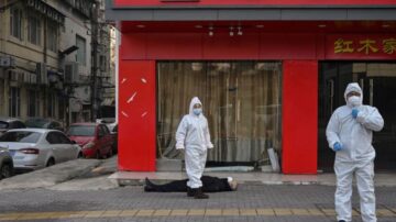 武漢一社區疫情通報曝光：確診疑似13人 過半死亡