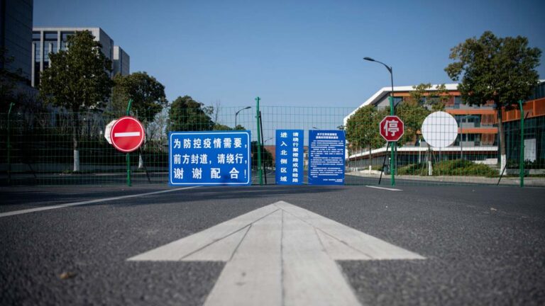中國34地封城 美學者質疑效果:病毒如風難阻止