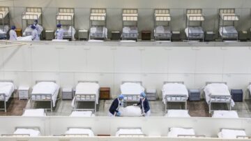 隔離點如地獄 武漢病患設法出逃