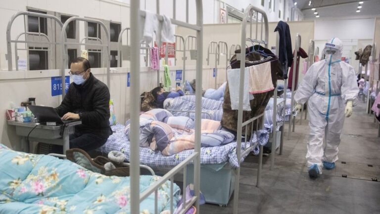 【禁聞】官員嫌棄病床不願住 百姓無床相繼死亡