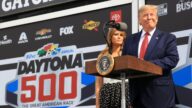 發令啟動戴通納500 川普「野獸」開上賽道