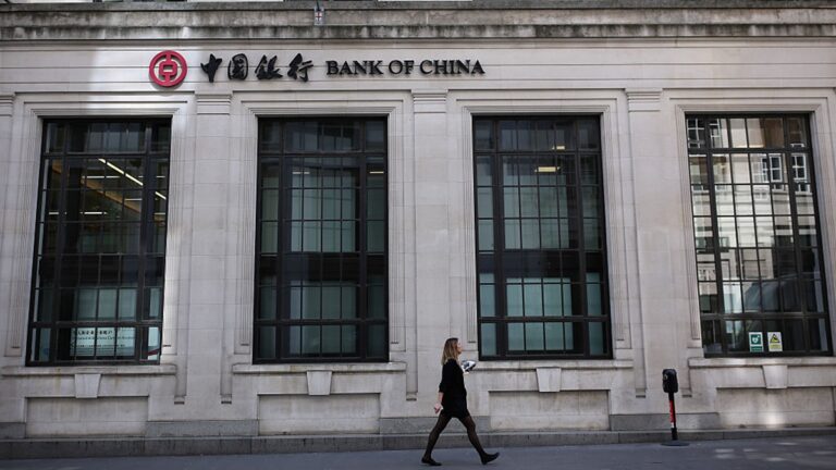 專家：疫情恐引發金融危機 令中共崩潰