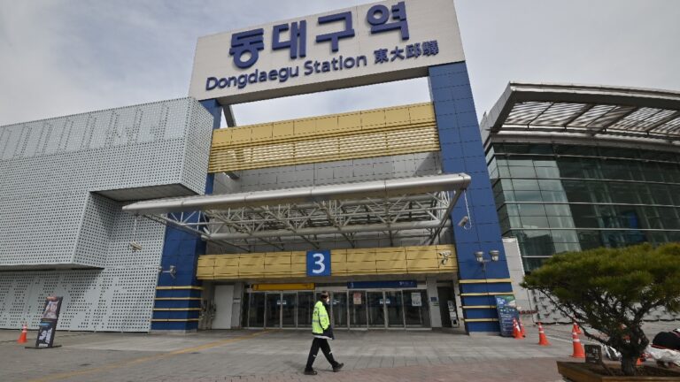 紐時:對比武漢封城 大邱嘗試開放或成全球樣板
