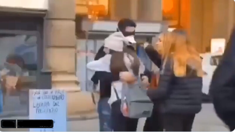 意大利街頭暖心一幕 武漢籍留學生獲擁抱(視頻)