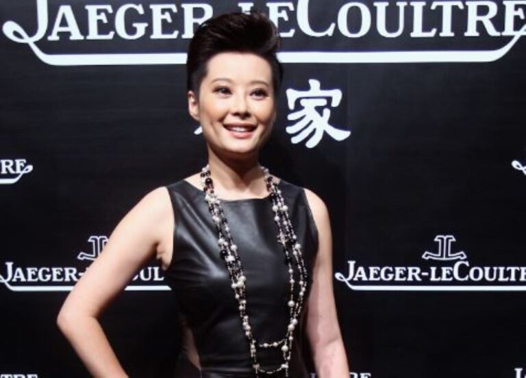 演員袁立微博疑遭永久禁言 背後原因成謎