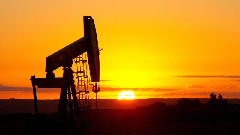 WTI原油跌破每桶15美金 触及1999年以来最低点