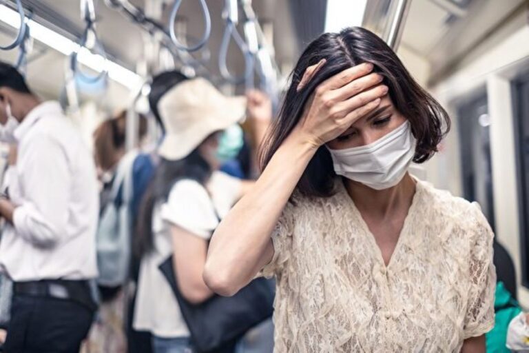 失去味覺和嗅覺或是中共病毒攜帶者特徵