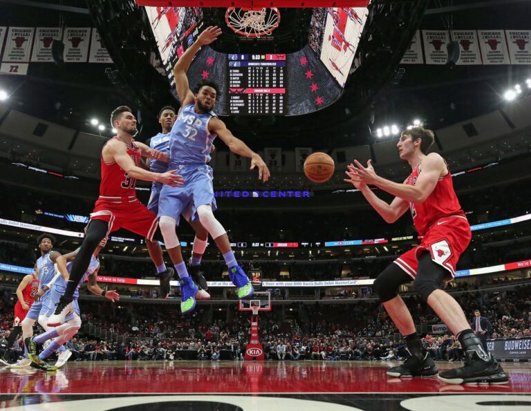 NBA灰狼隊證實 唐斯母親死於中共肺炎