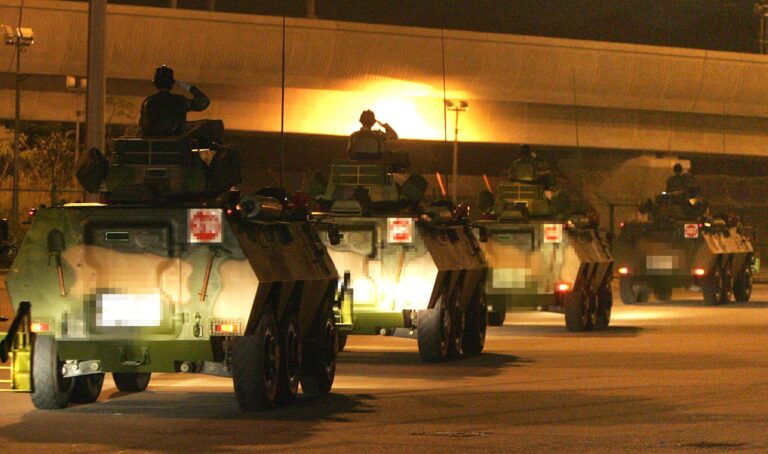 金正恩後事難料 傳中共軍車壓境綿延十幾公里