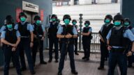 港警內訌？警長因偽造汽油彈案嫁禍抗爭者被捕