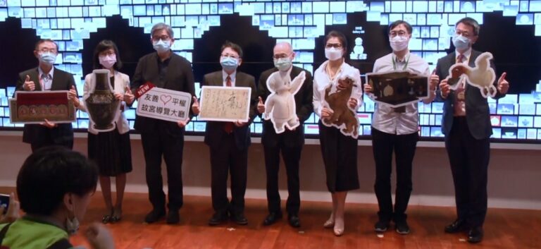 12米互動導覽牆 便捷賞台灣故宮國寶