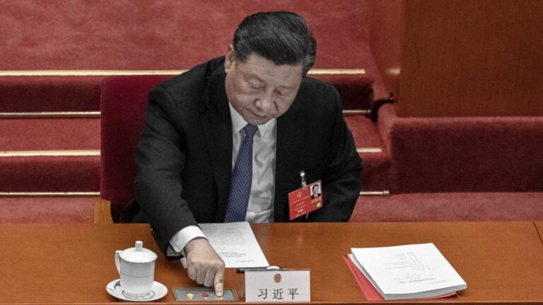 彭定康：習近平為了保中共不惜犧牲香港