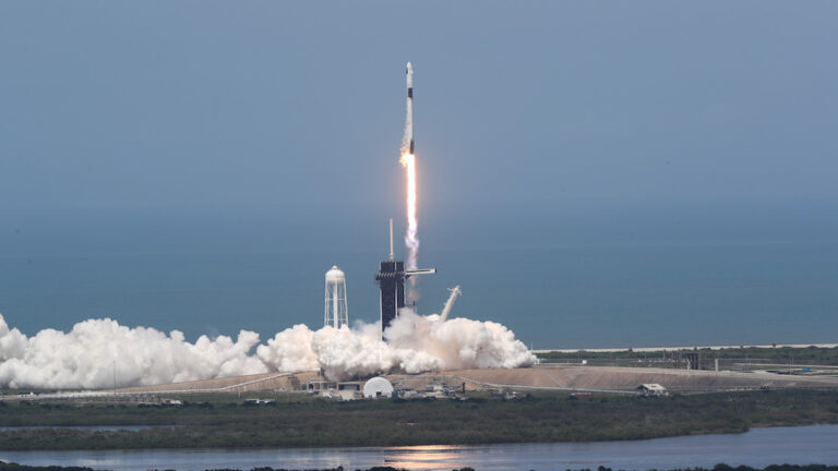 【重播】SpaceX歷史性載人航天發射（同聲翻譯）