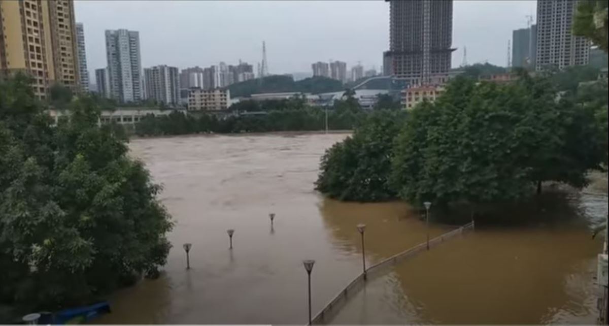 é•¿æ±Ÿä¸Šæ¸¸æ´ªæ°´æ³›æ»¥ç¾æƒ…è®¯æ¯å˜ æ•æ„Ÿ å®˜æ–¹ä¸¥æŽ§ å°é